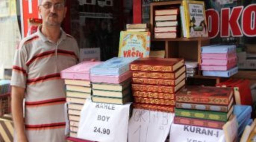 Alaplı&rsquo;da Ramazanda Kuran-ı Kerim Satışları Arttı