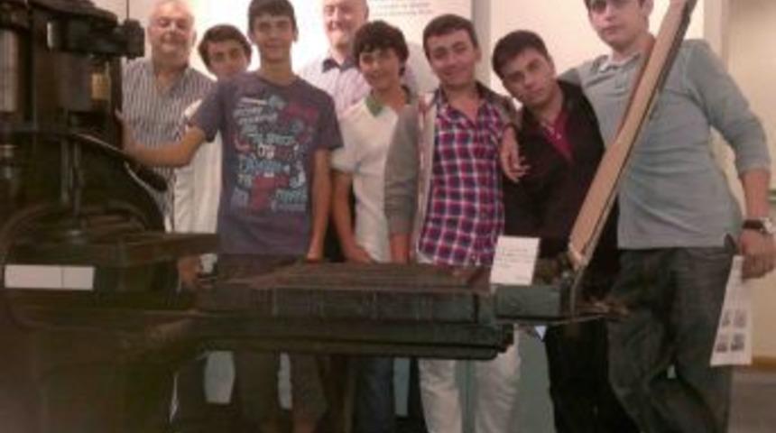 Coşkun Koleji &Ouml;ğrencileri D&uuml;nyayı Tanıyor