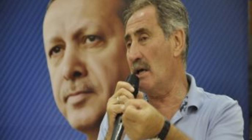 Ak Parti Akhisar İl&ccedil;e Teşkilatının İftar Yemeğine Bakan G&uuml;nay Da Katıldı