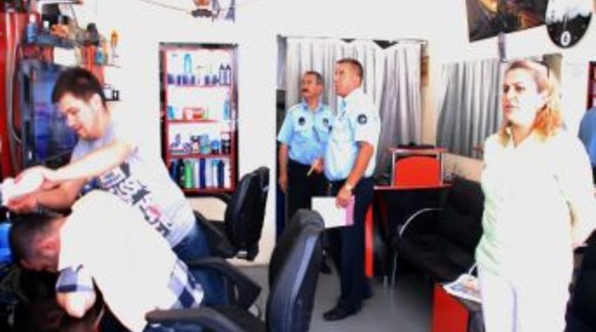 Bolu&rsquo;da Berberler Ve Kuaf&ouml;rler Denetlendi