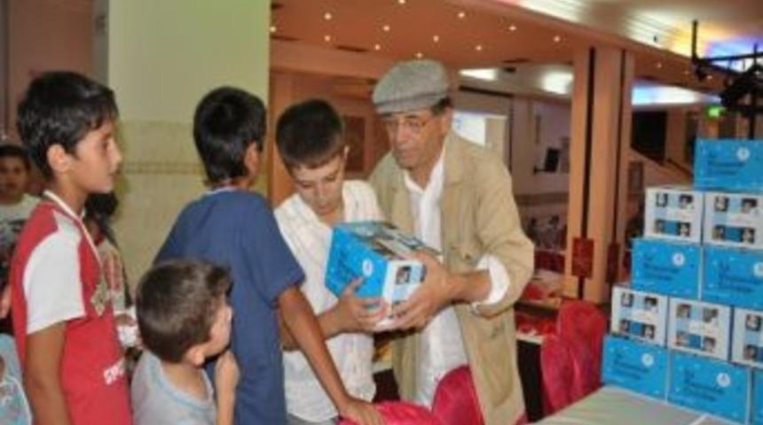 Deniz Feneri&rsquo;nden İftar Ve Hediye