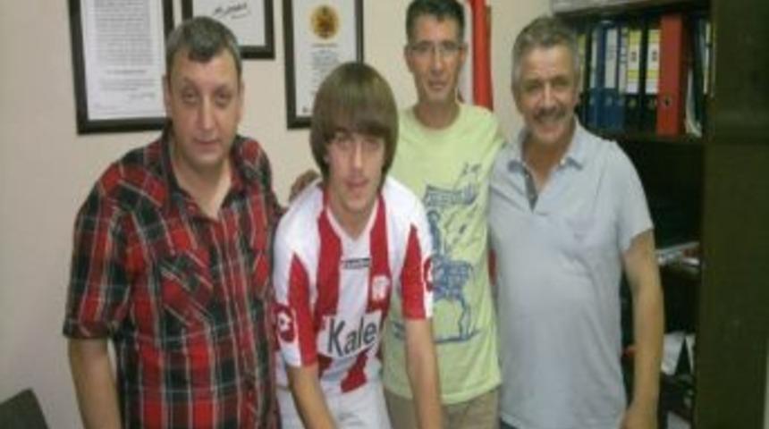 Yeni &Ccedil;anspor'da Dış Transferde 6 İmza