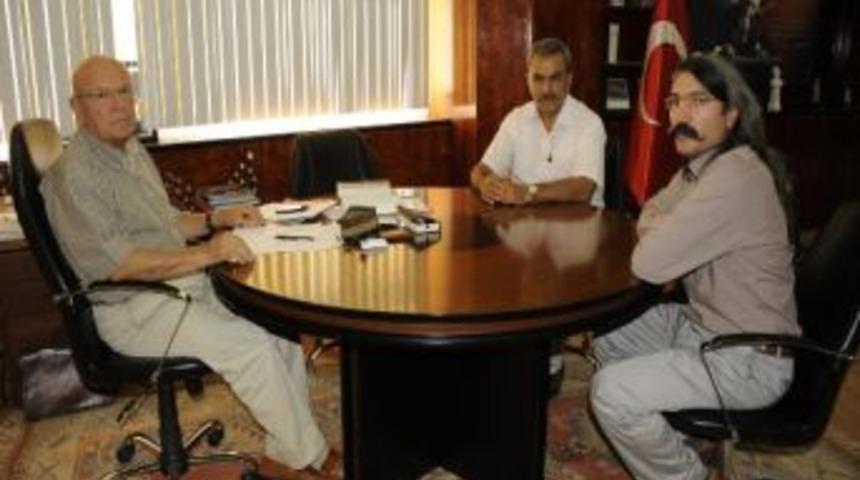 Km&uuml; Rekt&ouml;r Adayı Taşgın&rsquo;dan Başkan Uğurlu&rsquo;yu Ziyaret