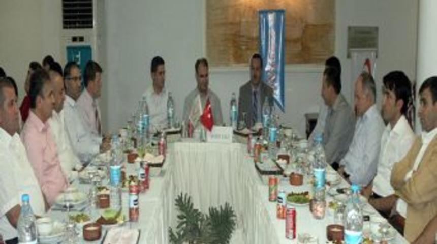CİGİAD, Cizreli Işadamlarını Iftarda Buluşturdu