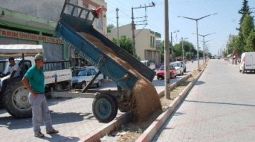 Kadirli&rsquo;de Ref&uuml;jleri &Ccedil;i&ccedil;eklendirme &Ccedil;alışmaları Devam Ediyor