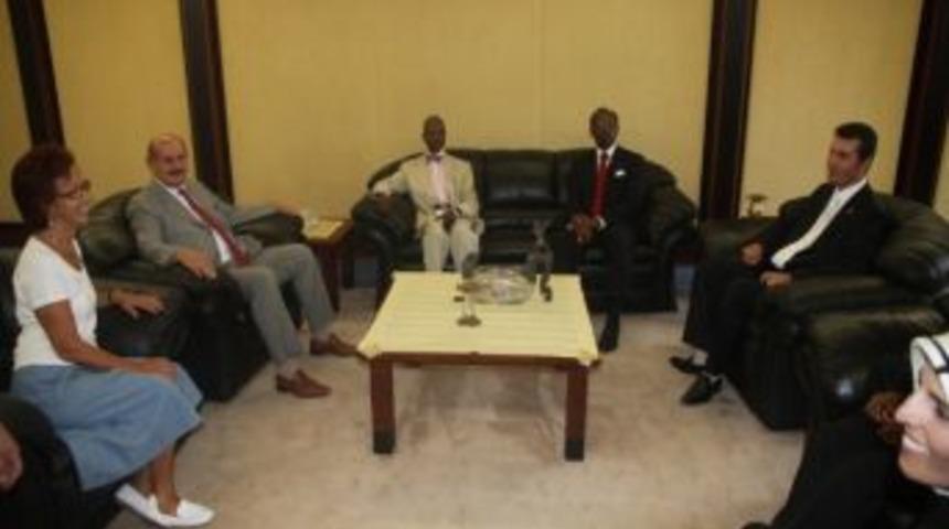 Abd'li Senat&ouml;rlerden Rize Belediye Başkanı Halil Bakırcı'ya Ziyaret