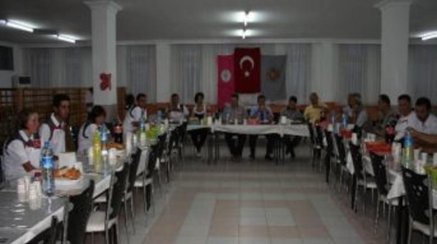 Beyşehir Kaymakamı &Ouml;zel Milli Sporcularla İftarda Buluştu