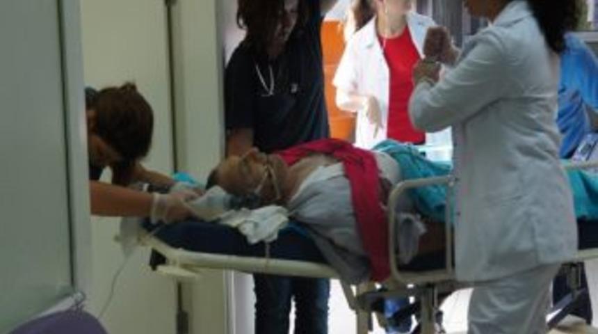 Kamyonun Altında Kalan İş&ccedil;i Hayatını Kaybetti