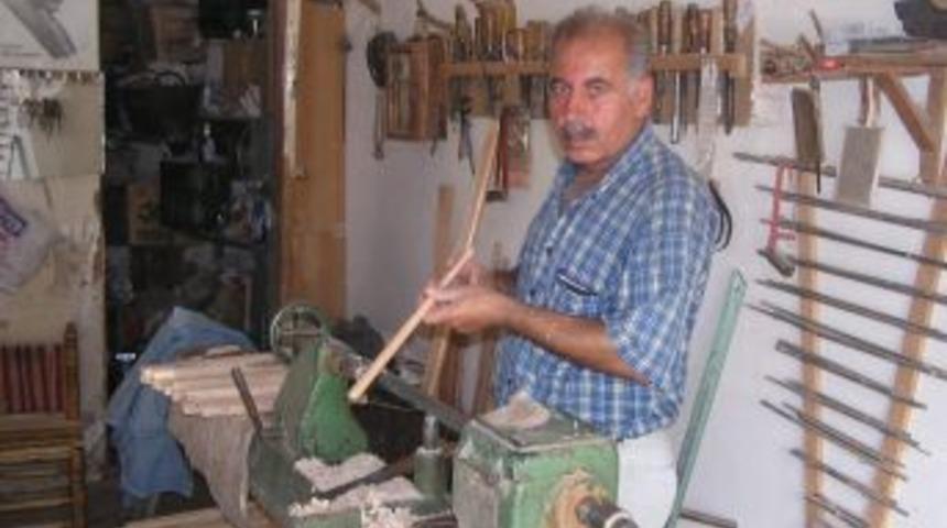 Plastik Fl&uuml;tler Ve Zurnalar Ağa&ccedil; İşlerinin &Ouml;n&uuml;ne Ge&ccedil;ti