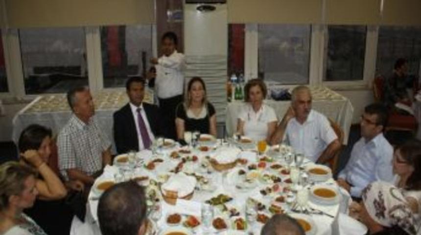 Keşan'da Şehit Aileleri Ve Gaziler İftarda Buluştu