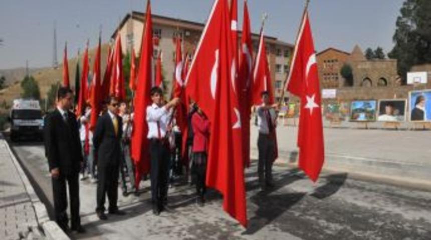 Bitlis&rsquo;te Kurtuluş Coşkusu