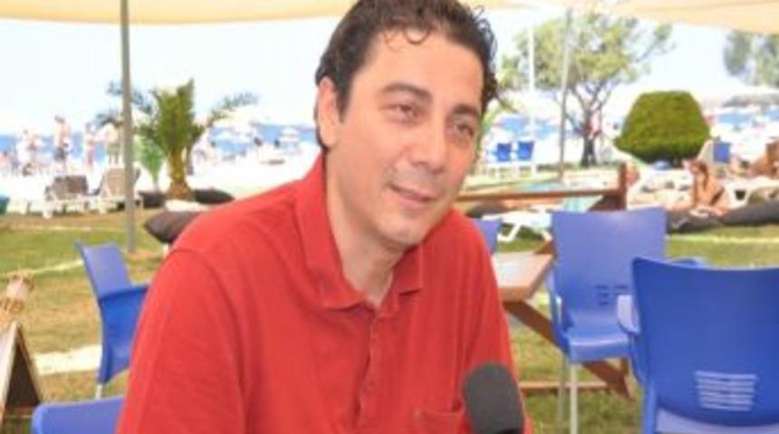 Hollanda Hıristiyan Demokrat Parti&rsquo;nin T&uuml;rk Asıllı Milletvekili Coşkun &Ccedil;&ouml;r&uuml;z: