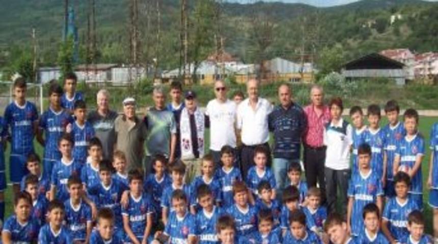 Trabzonspor Taraftarlar Derneği&rsquo;nden Şahin&rsquo;e &Ouml;vg&uuml;