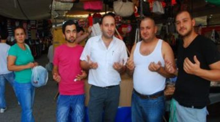Tire'de Pazar, Esnaf Duası İle A&ccedil;ılıyor