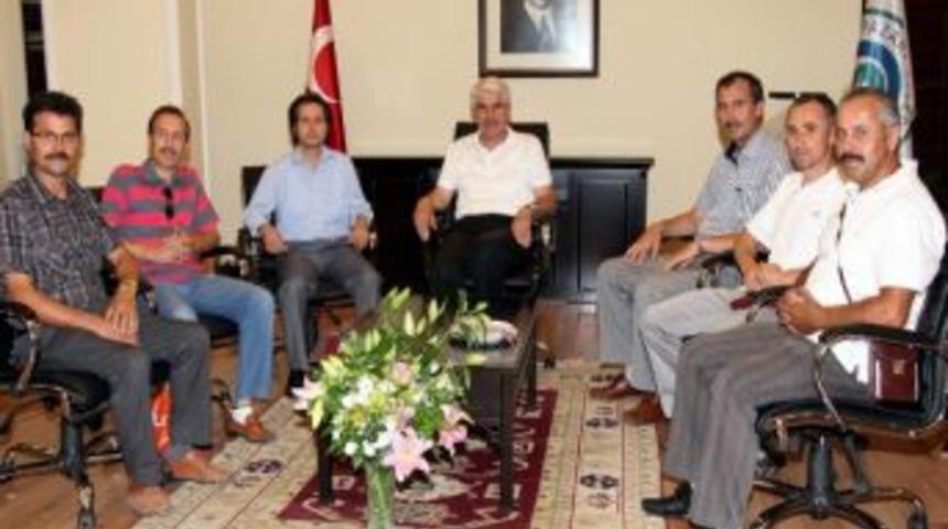 Başkan Sakallı&rsquo;ya Sultanderespor&rsquo;dan Teş&uuml;kk&uuml;r Ziyareti