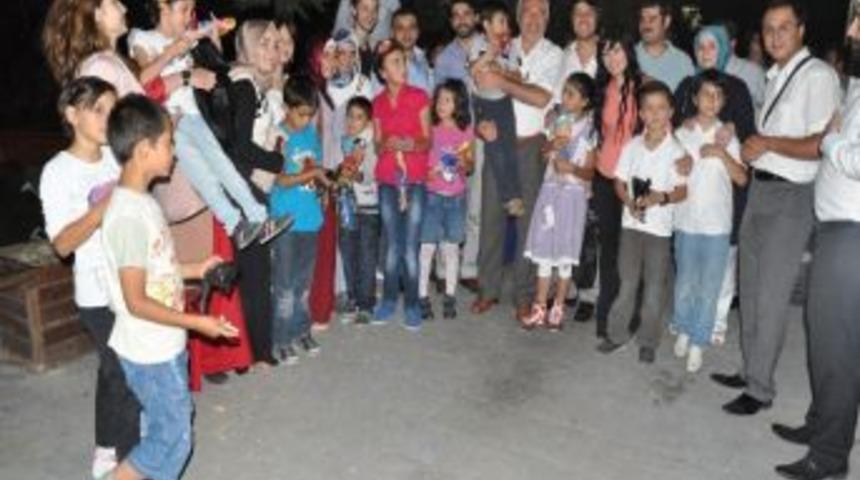 Ak Parti Gen&ccedil;lik Kolları Teşkilatı'ndan İftar