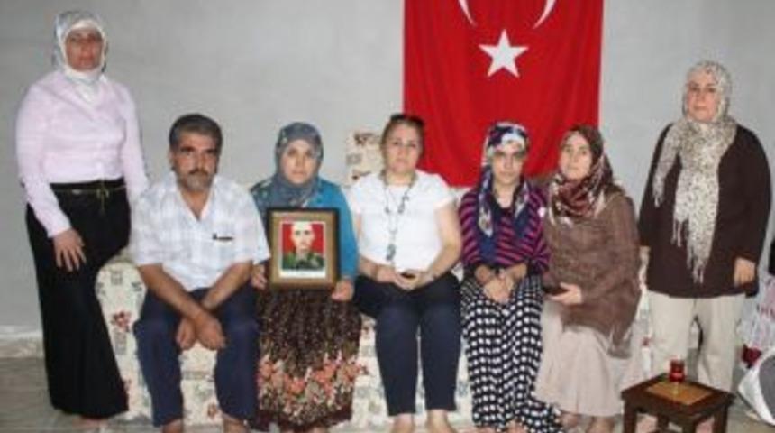 Ak Partili kadınlardan ziyaret