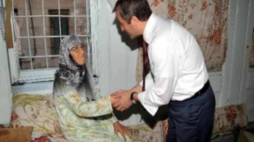 Başkan Tahmazoğlu Sorunları Yerinde Tespit Ediyor