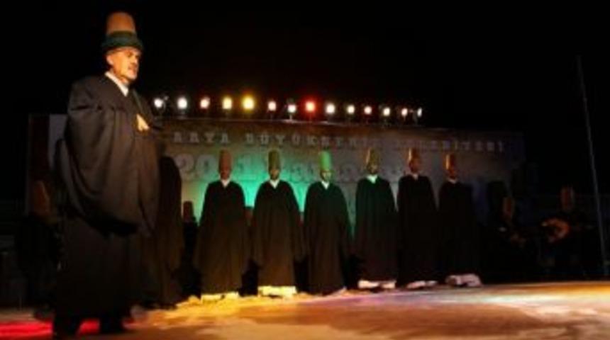 Kent Meydanında Sema G&ouml;sterisi