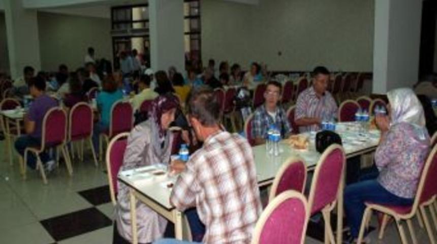 Bozüyük Engelliler Derneği’nden İftar Yemeği