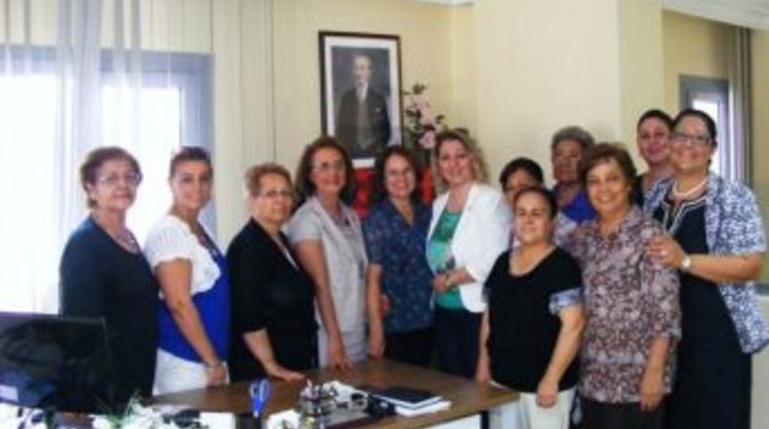 Mhp Adana İl Kadın Kolları Başkanlığı&rsquo;nda Emrahoğlu D&ouml;nemi