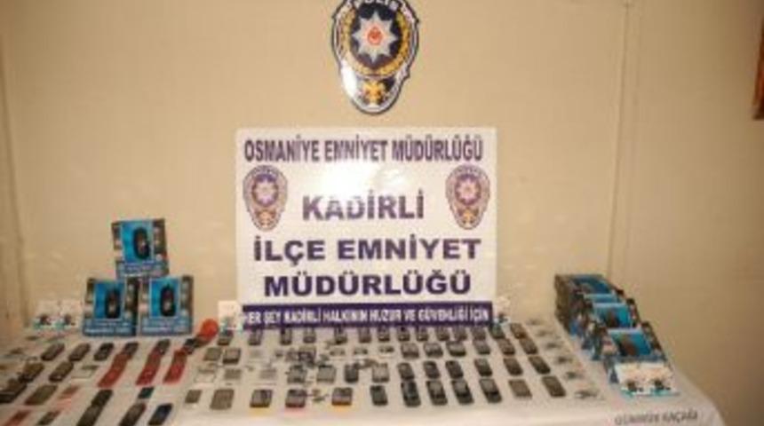 Kadirlide Ka&ccedil;ak Cep Telefonu Operasyonu