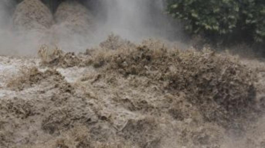 Samsun&rsquo;u Sel Kapanı Kurtardı