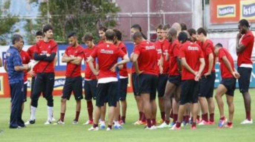 Trabzonspor'un &Ouml;nceliği Forvet