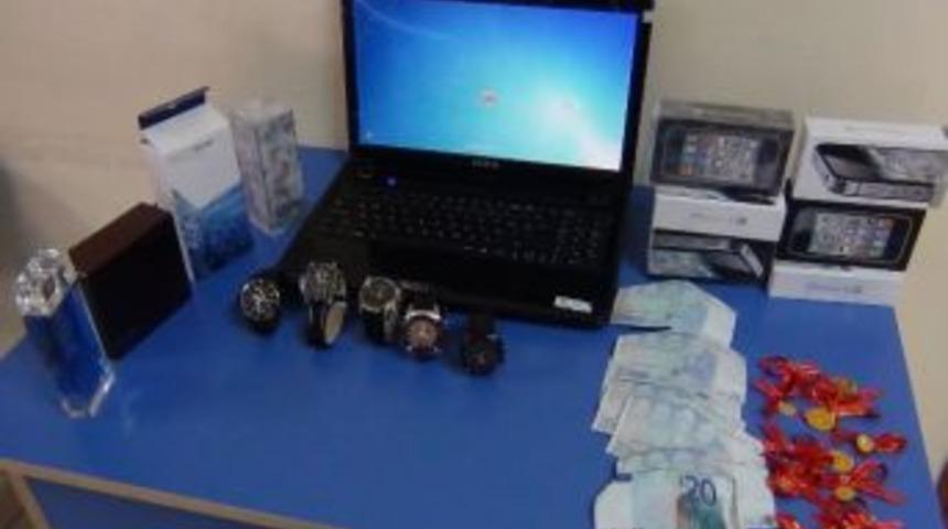 Rize&rsquo;de &Ccedil;alınan Iphone&rsquo;ler Kocaeli&rsquo;de Ele Ge&ccedil;irildi