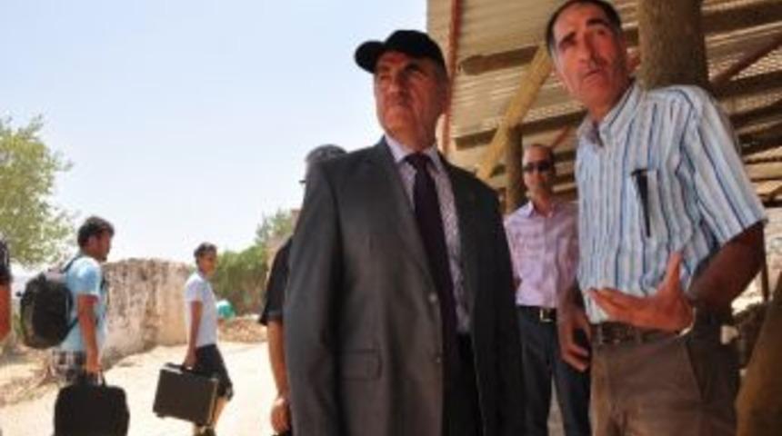 Rekt&ouml;r Harmandar Hekatomnos Anıtı&rsquo;nı İnceledi