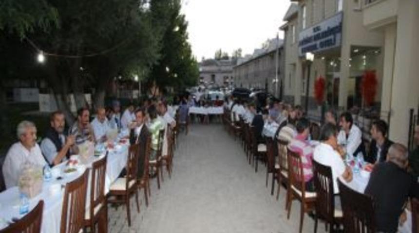 Başkan Cengiz&rsquo;den Personele İftar Yemeği