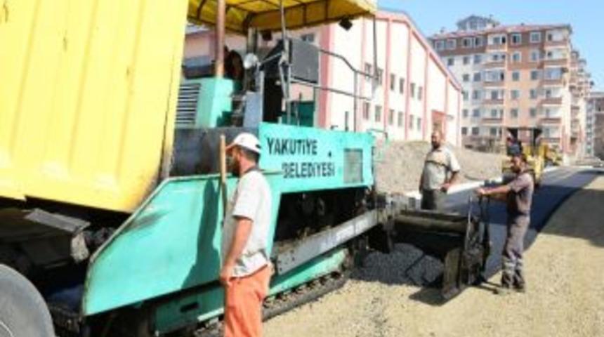 Yakutiye'nin Ramazanda Asfalt Mesaisi