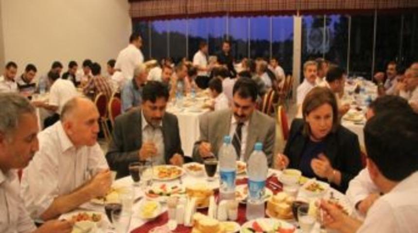 As Platform'dan İftar Yemeği