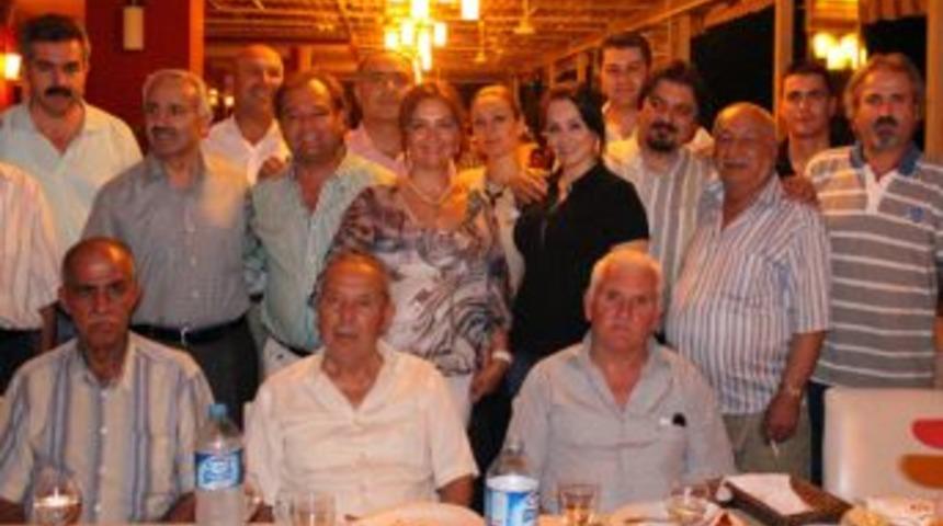 Gen&ccedil; işadamlarından anlamlı iftar