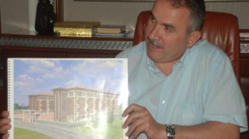 Erdoğan'ın, Annesi Ve Dedesinden Sonra Babasının Ismini De Okulda Yaşatacak