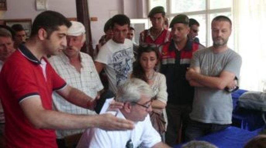 HES Bilgilendirme Toplantısında Gerginlik