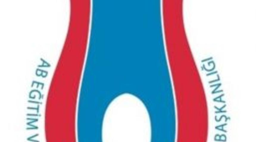 'sokaktan Sahneye Gen&ccedil;kolikler'