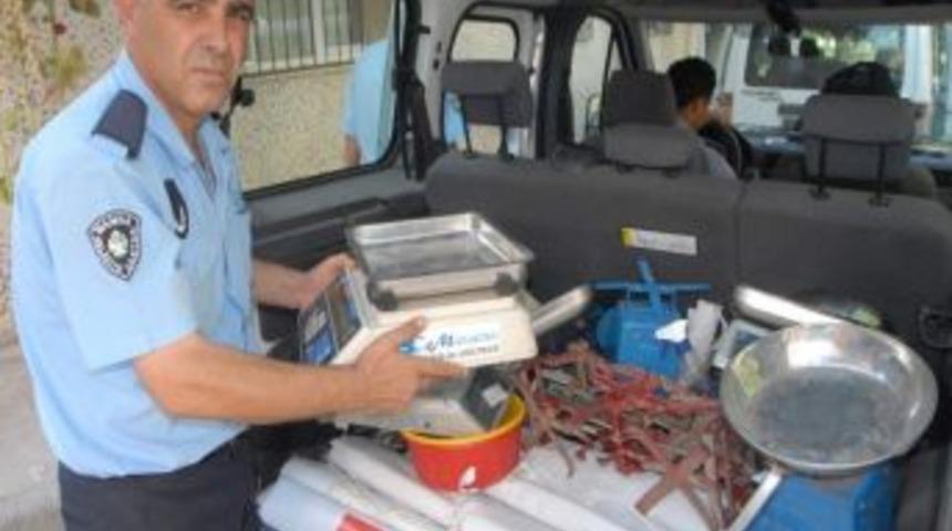 Belediye&rsquo;den Seyyar Satıcılara Karşı &Ouml;zel Ekip