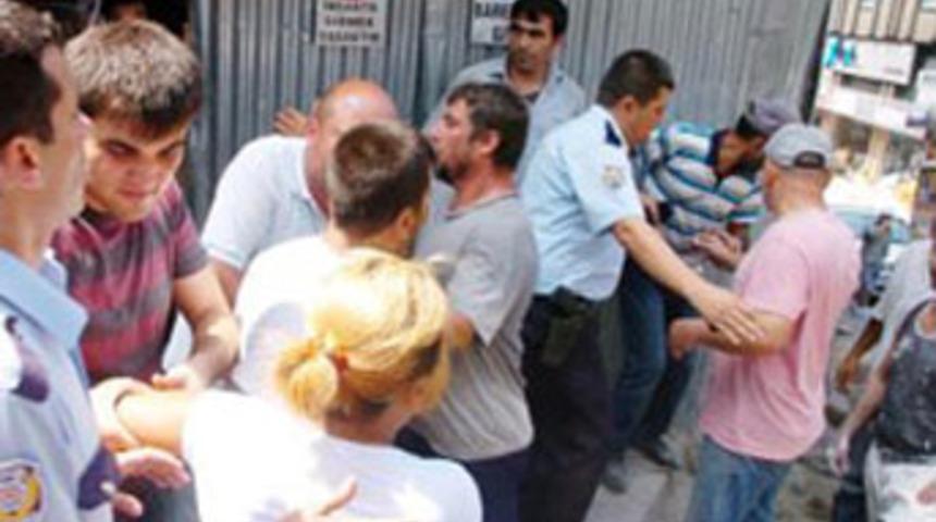 İnşaatta tuğla kavgası: 9 yaralı
