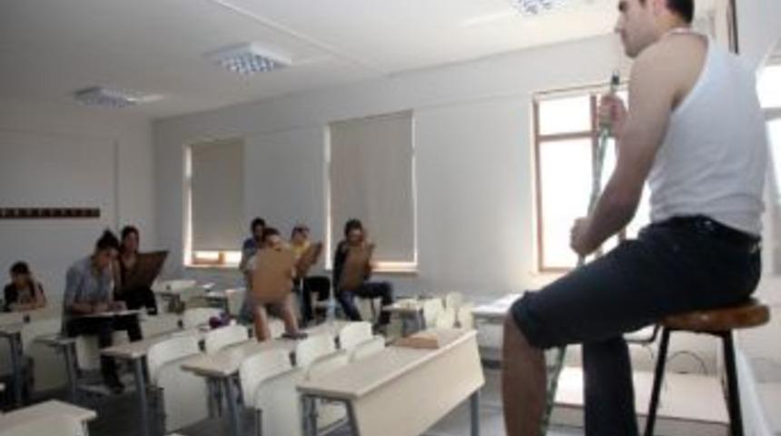 G&uuml;zel Sanatlar Eğitimi &Ouml;zel Yetenek Sınavı Ger&ccedil;ekleştirildi