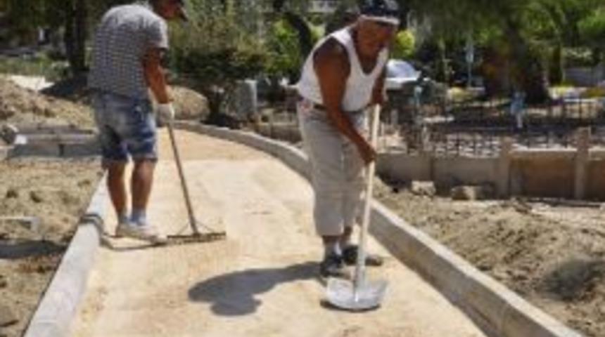 Kuşadası T&uuml;rkmen Mahallesi&rsquo;nde Park D&uuml;zenlemesi