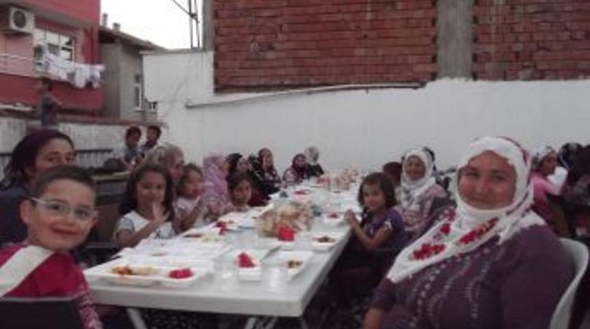 Değirmenli Kadınlar Belediyenin Iftar Sofrasında Buluştu