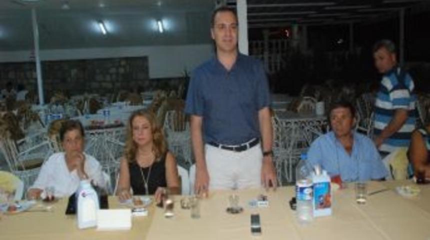 Kaymakam Emiroğlu'ndan Şehit Aileleri Ve Gazilere İftar Yemeği