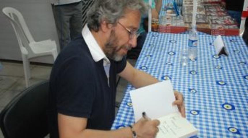 Can D&uuml;ndar Didim Yazarlar Festivali'ne Konuk Oldu