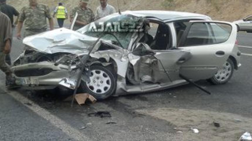 Elazığda trafik kazası 3 yaralı