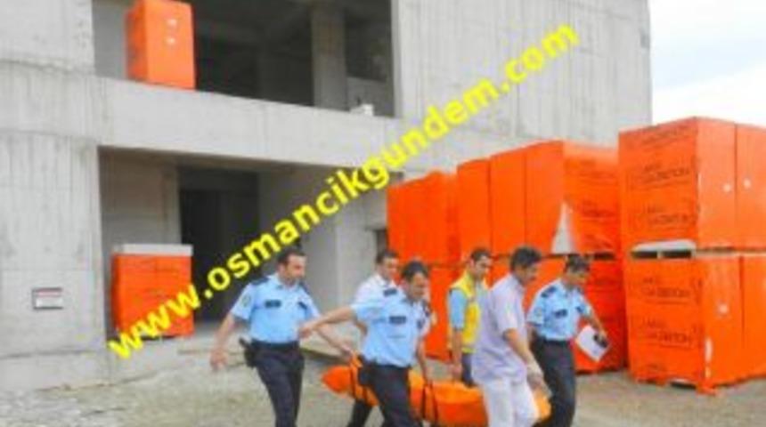 Devlet hastanesi inşaatından d&uuml;şen usta &ouml;ld&uuml;