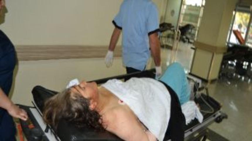 Arkadaşının Oğlu 8 Yerinden Bı&ccedil;akladı