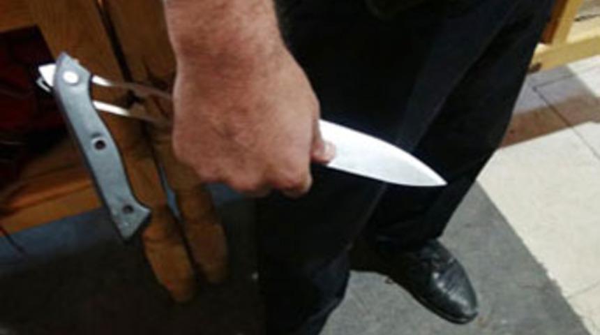 Şanlıurfa'da d&ouml;ner bı&ccedil;aklı kavga