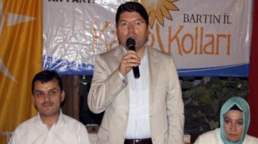 Ak Parti'den Engelli Vatandaşlara İftar