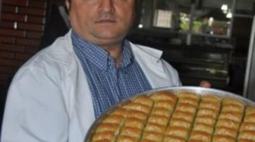 Gaziantepli Baklavacıların Bayram Mesaisi